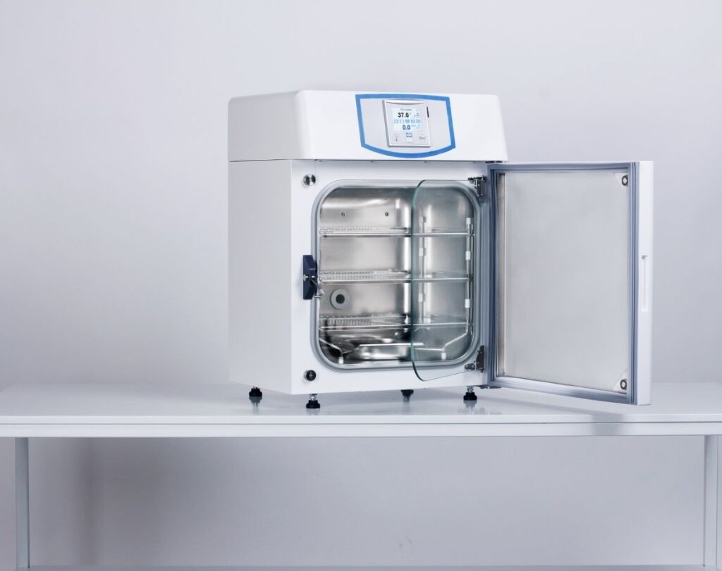 INCUBADORA CON CIRCULACION